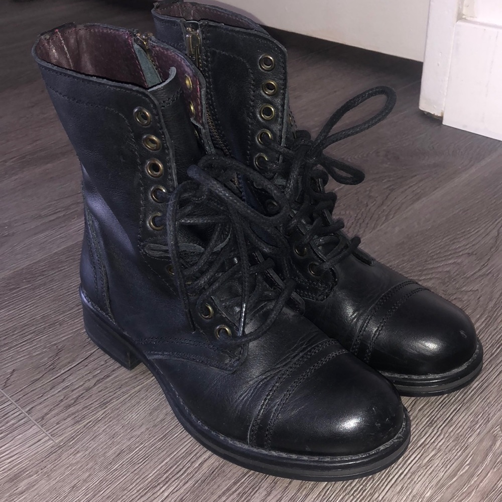 Steve Madden Troopa 2.0 black size 6